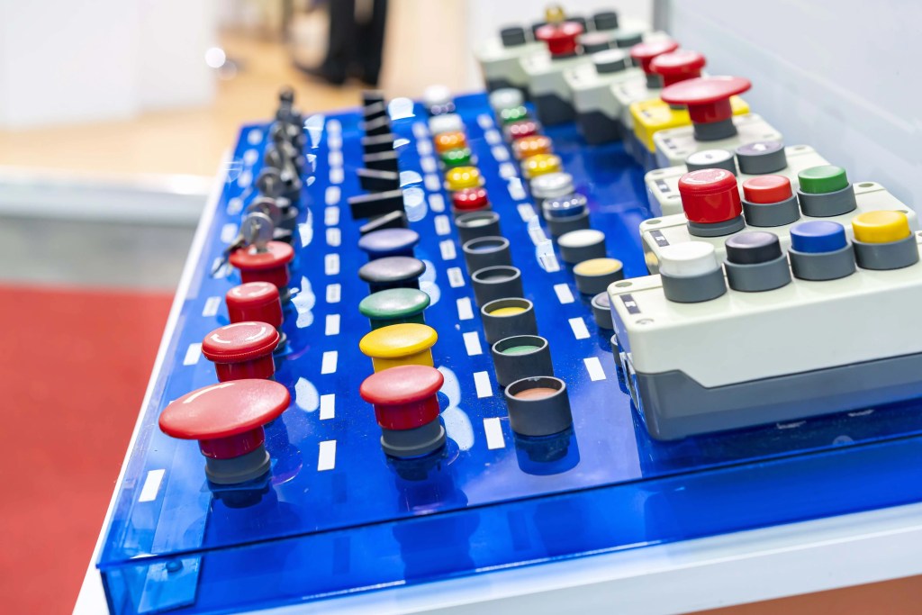 Açarlar və düymələrin sənayedə&nbsp;rolu